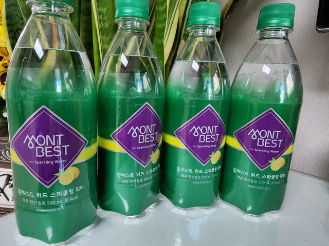Montbest with Sparkling water Lemon OR Lime 20병(랜덤) 리뷰 사진