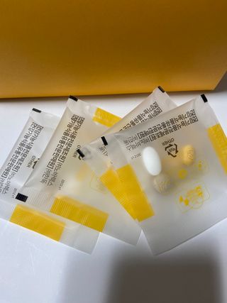 네이처셋 멀티비타민 종합비타민팩 1개월분 — 5점을 준 리뷰어가 2021년 6월 올린 사용 사진