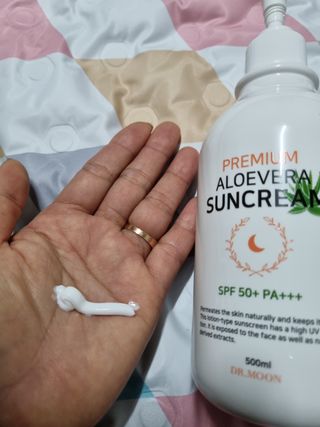 [닥터문] 프리미엄 알로에베라 선크림 500ml — 5점을 준 리뷰어가 2022년 7월 올린 사용 사진