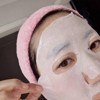 방방곳곳 편림초 수분진정 화이트닝 마스크팩 — 4.5점을 준 리뷰어가 2022년 10월 올린 사용 사진