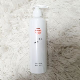 AYU25[아유트웬티파이브]피부 진정, 보습 와일즈 로즈 바디워시 — 5점을 준 리뷰어가 2021년 4월 올린 사용 사진