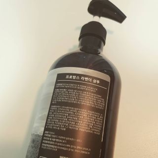 프로방스 프렌치 라벤더 샴푸 1,000ml — 5점을 준 리뷰어가 2021년 5월 올린 사용 사진