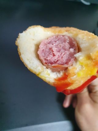 오마뎅 한우핫도그 — 5점을 준 리뷰어가 2021년 5월 올린 사용 사진
