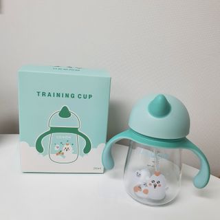 유비맘 트라이탄 코니빨대컵_컬러 랜덤 발송 — 5점을 준 리뷰어가 2021년 1월 올린 사용 사진