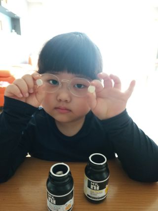 일동제약 마이니 마이니 지니키즈 유산균 츄어블, 멀티비타 set — 5점을 준 리뷰어가 2021년 3월 올린 사용 사진