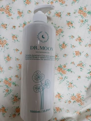 [닥터문] 센텔라 시카케어 화이트머스크 바디워시 1000ml — 5점을 준 리뷰어가 2023년 8월 올린 사용 사진