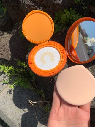 광동생활건강 MF[광동] 비타500✨주름개선·미백·SPF50+🌞퍼펙트쉴드 빅 선쿠션 본품 — 5점을 준 리뷰어가 2024년 5월 올린 사용 사진