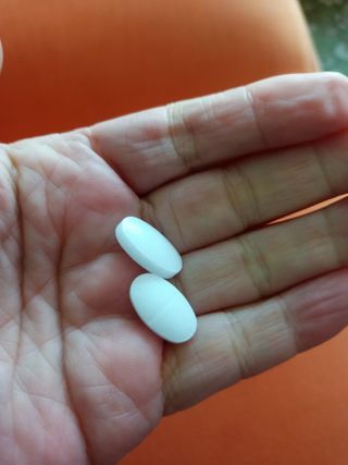 서울약사신협_내몸애발란스관절액션MSM_850mg x 90정 — 5점을 준 리뷰어가 2021년 3월 올린 사용 사진