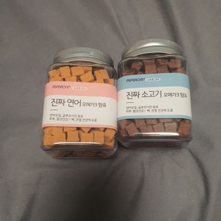 페페로니 진짜 오메가3 연어+소고기 180g+180g — 4점을 준 리뷰어가 2021년 7월 올린 사용 사진