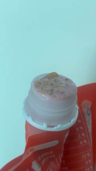 [덜다] 든든 식물성 단백질 쉐이크 40g X 7입 (곡물/딸기) — 5점을 준 리뷰어가 2023년 8월 올린 사용 사진