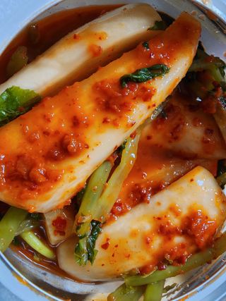 셰프애찬 알타리김치 총각김치 1kg — 5점을 준 리뷰어가 2022년 10월 올린 사용 사진