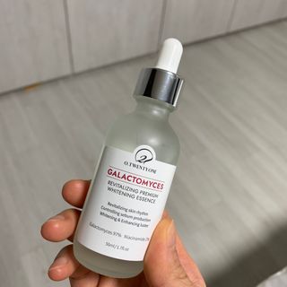 오투에니원 갈락토미세스 리바이탈라이징 프리미엄 화이트닝 에센스 50ml — 5점을 준 리뷰어가 2023년 3월 올린 사용 사진