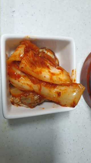 셰프애찬 별미김치 굴겉절이 1kg — 4점을 준 리뷰어가 2022년 12월 올린 사용 사진