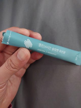 클린24시간 슬림앤유산균 1박스 (3.5g X 15포) — 5점을 준 리뷰어가 2023년 6월 올린 사용 사진