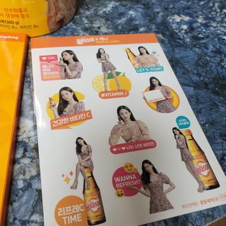 광동생활건강 [광동] 제니비타민C 비타500데일리스틱 180포+제니등신대+제니스티커 — 5점을 준 리뷰어가 2021년 12월 올린 사용 사진