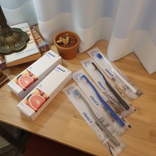 주식회사 클린디 [클린디] 고기능성 칫솔 세트_기능모/탄력모/미세모/초극세모 — 5점을 준 리뷰어가 2022년 3월 올린 사용 사진