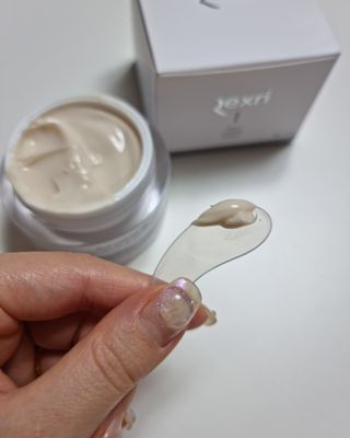 렉스리 크리에이티브 크림  Rexri Creative Cream — 5점을 준 리뷰어가 2021년 10월 올린 사용 사진
