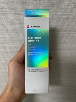 리더스코스메틱 리더스 카밍 바이오틱스 에센스 워터 — 5점을 준 리뷰어가 2021년 8월 올린 사용 사진