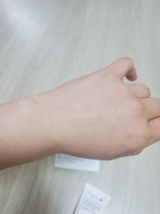 셀프 모이스처라이징 프로텍션 크림 셀프 모이스처라이징 프로텍션크림 — 5점을 준 리뷰어가 2022년 3월 올린 사용 사진