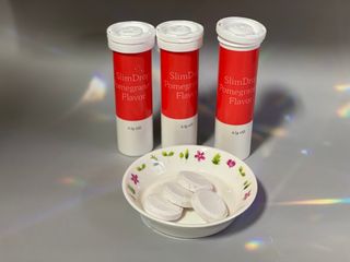 [슬림드랍 석류맛] 건기식 다이어트 보조제 겸 비타민 — 5점을 준 리뷰어가 2022년 1월 올린 사용 사진