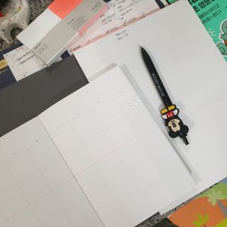 플러스엑스 오브젝트 Object by 3 크리에이티브 세트 - 아이디어노트, 위클리플래너, 스티키메모패드 — 5점을 준 리뷰어가 2022년 3월 올린 사용 사진