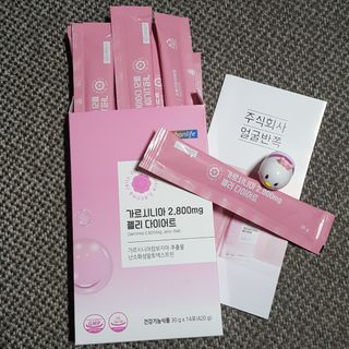 주식회사 얼굴반쪽 [얼굴반쪽 가르시니아 2,800mg] x 14포 1주 젤리 다이어트 보조제 체지방감소 — 4점을 준 리뷰어가 2021년 12월 올린 사용 사진