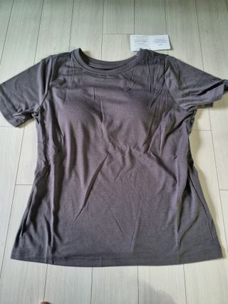 아르보노브라 아르보노 10color 데일리 반팔 노브라티 — 4점을 준 리뷰어가 2022년 5월 올린 사용 사진