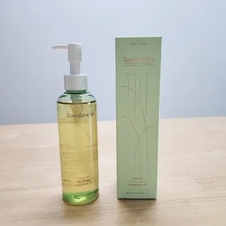 스킨큐어 산다화 순한 클렌징 동백 오일 200ml — 5점을 준 리뷰어가 2023년 4월 올린 사용 사진