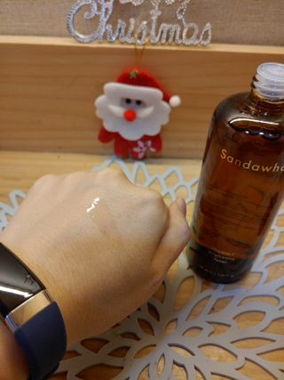 스킨큐어 산다화 비타민c 화이트닝 토너 150ml — 5점을 준 리뷰어가 2021년 12월 올린 사용 사진