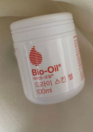 바이오오일 [바이오-오일] 드라이 스킨 젤 100ml — 4.5점을 준 리뷰어가 2021년 12월 올린 사용 사진