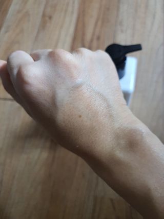 줄라이 모닝 _ JULY MORNING 줄라이모닝 하이드레이팅 퍼퓸드 바디앤핸드 에멀젼 — 5점을 준 리뷰어가 2021년 9월 올린 사용 사진