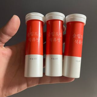[슬림드랍 석류맛] 건기식 다이어트 보조제 겸 비타민 — 4.5점을 준 리뷰어가 2022년 1월 올린 사용 사진