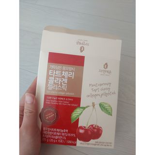 자연에온 가득담은 몽모랑시 타트체리 콜라겐 젤리스틱 — 5점을 준 리뷰어가 2021년 1월 올린 사용 사진