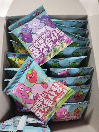 스낵스 포켓솜사탕 4가지맛 🍓딸기🍈멜론🍌바나나🍇포도 (총 20봉) — 5점을 준 리뷰어가 2024년 2월 올린 사용 사진