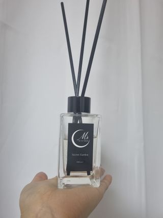 프리미엄 센트문 퍼퓸 디퓨저 100ml — 4점을 준 리뷰어가 2022년 12월 올린 사용 사진