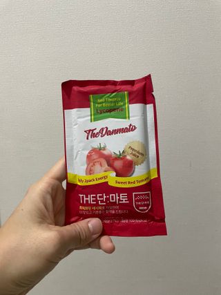 제이제이바이오 더단마토 프리미엄주스 100ml 30팩입 - 무설탕 스테비아 토마토즙 — 4점을 준 리뷰어가 2021년 12월 올린 사용 사진