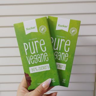 당류2g 자일리톨로 단맛을낸 슈카 퓨어비건 무설탕초콜릿 Xucker vegan 2개입 — 5점을 준 리뷰어가 2021년 4월 올린 사용 사진