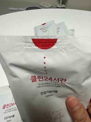 클린24시간 1BOX(5포) + 전용보틀(500ml) — 5점을 준 리뷰어가 2023년 6월 올린 사용 사진