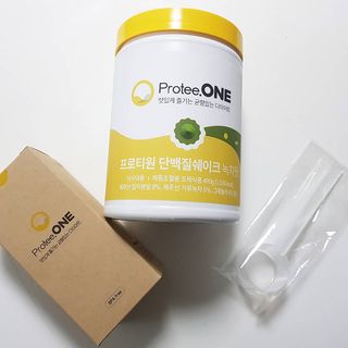 프로티원 단백질쉐이크 녹차맛 2주분 1통+보틀 — 5점을 준 리뷰어가 2021년 4월 올린 사용 사진