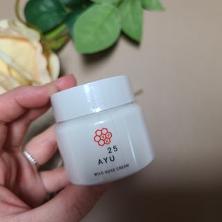 AYU25[아유트웬티파이브]다마스크로즈워터 베이스 천연 수분 촉촉 크림 — 5점을 준 리뷰어가 2021년 3월 올린 사용 사진