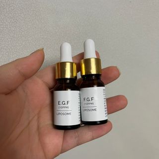 랑팡 EGF+FGF 10ppm 리포좀 앰플 원액 10ml — 4점을 준 리뷰어가 2021년 11월 올린 사용 사진