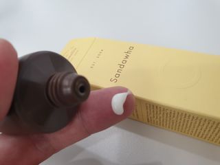 산다화 비타민C 화이트닝 크림 — 5점을 준 리뷰어가 2023년 5월 올린 사용 사진