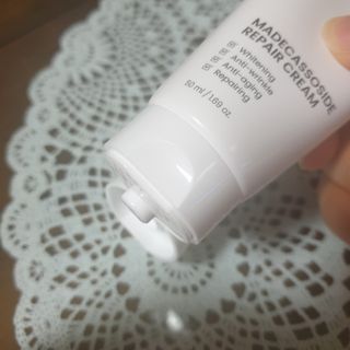 더마포레스트 마데카소사이드 리페어 크림 / 캐비아추출물 병풀추출물 시카케어 미백 주름개선 — 4.5점을 준 리뷰어가 2021년 7월 올린 사용 사진
