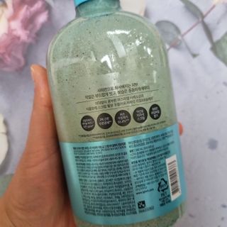 벨먼 내추럴스파 수분광채 스크럽 바디워시 600ml 5종 — 5점을 준 리뷰어가 2022년 5월 올린 사용 사진