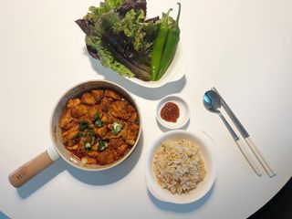 (주)마니커 마니커 춘천식 닭갈비 [냉동 500g] — 4.5점을 준 리뷰어가 2022년 11월 올린 사용 사진