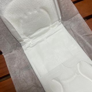 나우[템포] 템포 패드 내추럴 순면 생리대 SET(중형 슬림 + 대형 + 라이너) — 5점을 준 리뷰어가 2024년 4월 올린 사용 사진