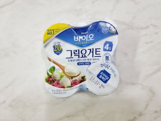 매일바이오 그릭요거트 오리지널 플레인 4개, 로스터리 커피믹스 4개 — 1점을 준 리뷰어가 2021년 12월 올린 사용 사진