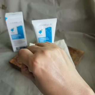 랑벨 수퍼내츄럴 아쿠아 수딩 크림 100ml — 5점을 준 리뷰어가 2022년 5월 올린 사용 사진