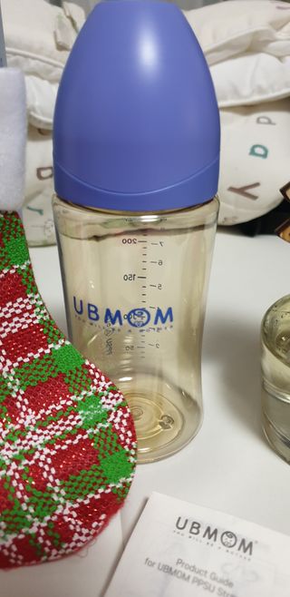 유비맘 PPSU 젖병 노꼭지_260ml_컬러 랜덤 발송 — 5점을 준 리뷰어가 2020년 12월 올린 사용 사진