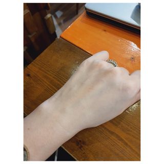 KISSY BAE 키시베이 키시베이 리얼화이트 톤업틴트 — 5점을 준 리뷰어가 2021년 8월 올린 사용 사진